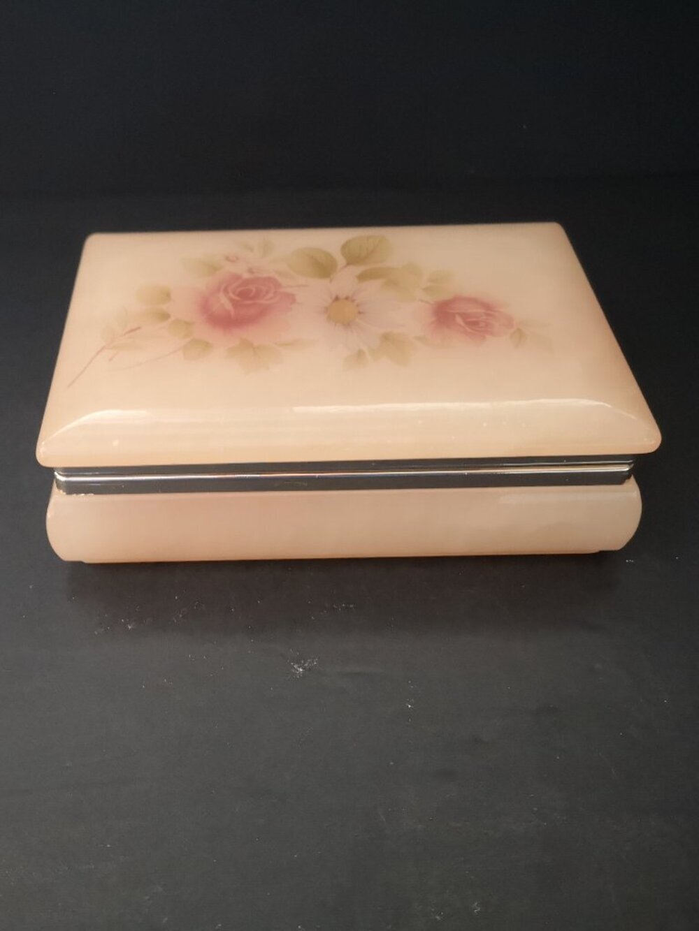 Genuine Alabaster Made in Italy Hand Carved Trinket Box with Hinged Cover Pink